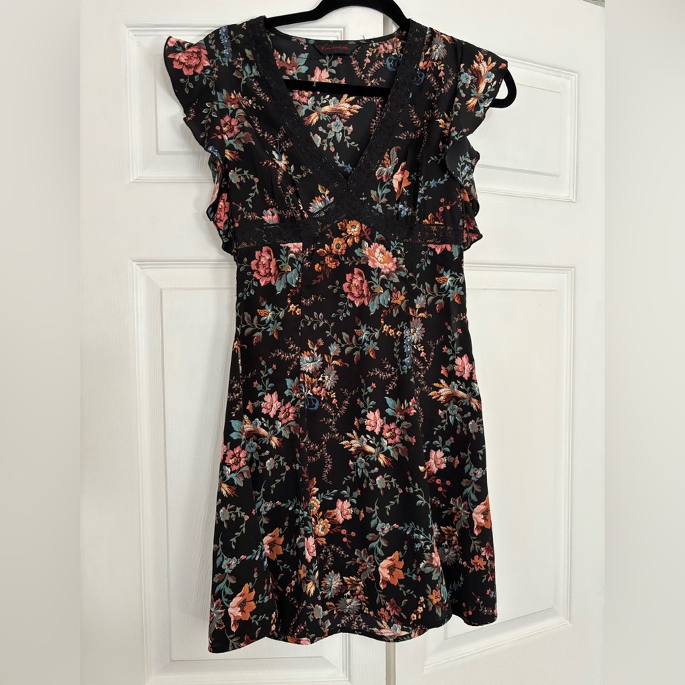Miss Selfridge Black Floral Dress